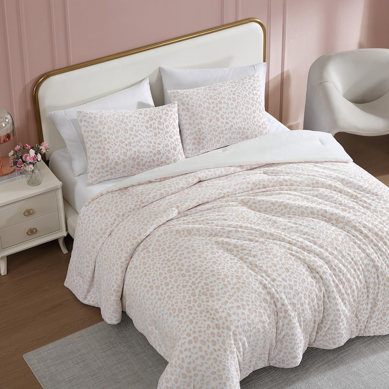 Betsey Johnson Betseys Leopard Velvet Beige Reversible Comforter Set