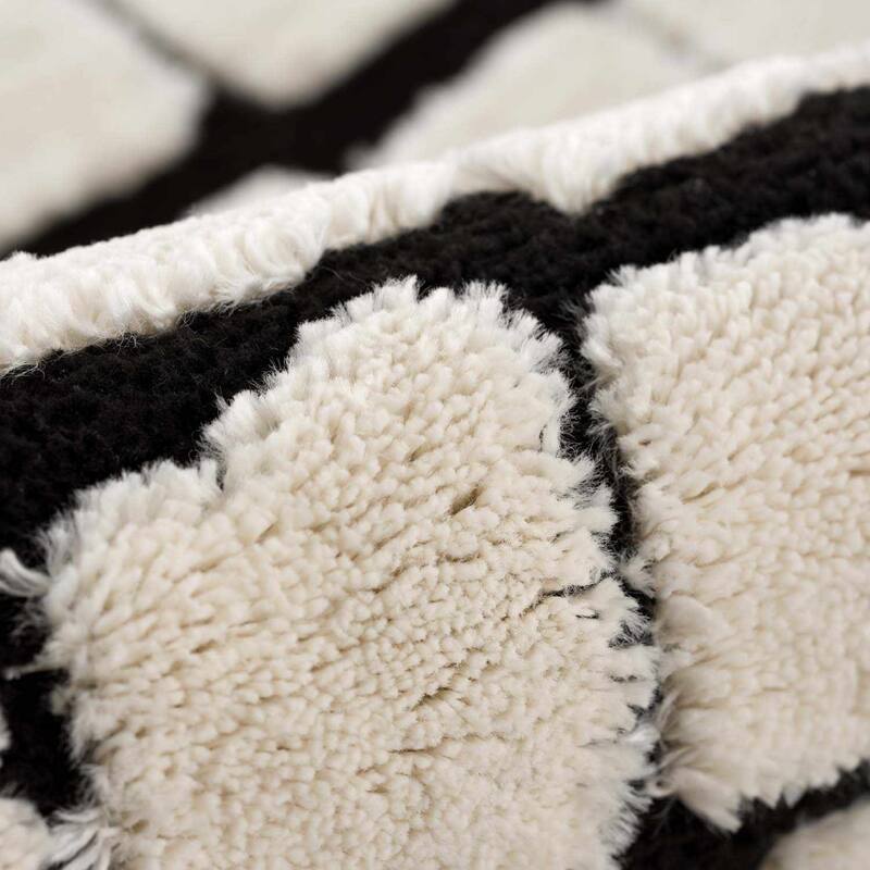 Hauteloom Shag Farmhouse Tasseled Cream & Black Area Rug