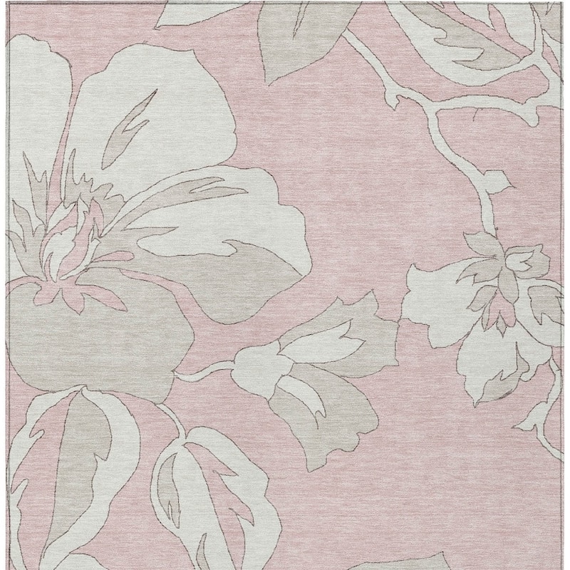 HomeRoots Floral Transitional Rectangle Outdoor Rug