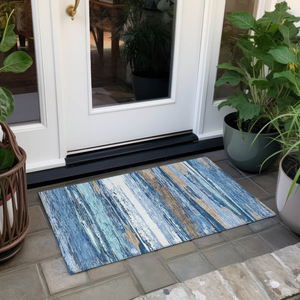 Machine Washable Indoor/ Outdoor Abstract Stripes Chantille Rug