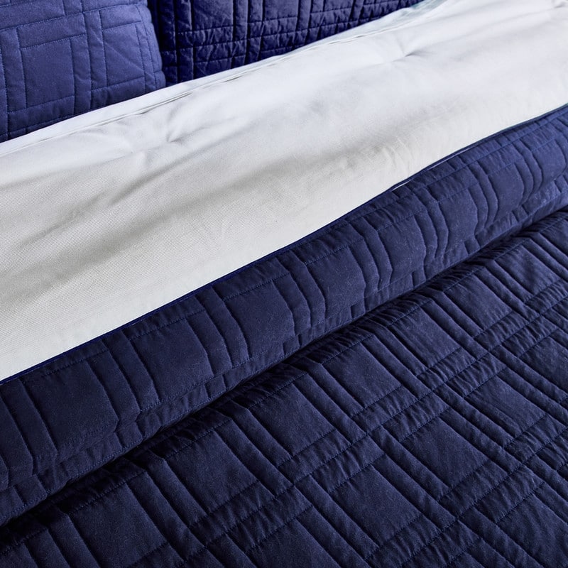 Lacoste Cotton Logo 3-Piece Quilt Set