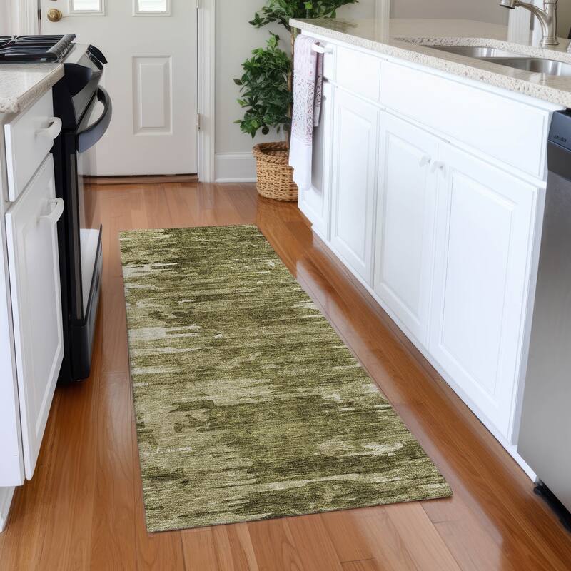 Machine Washable Indoor/ Outdoor Chantille Abstract Ombre Rug - Mocha - 2'3" x 7'6"