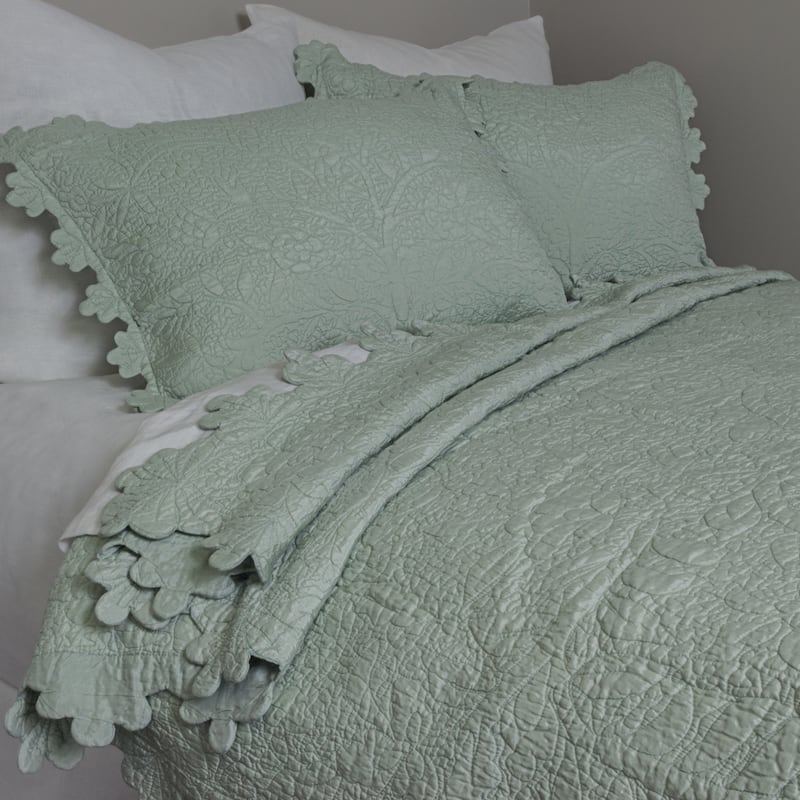 Adeline Floral Quilt