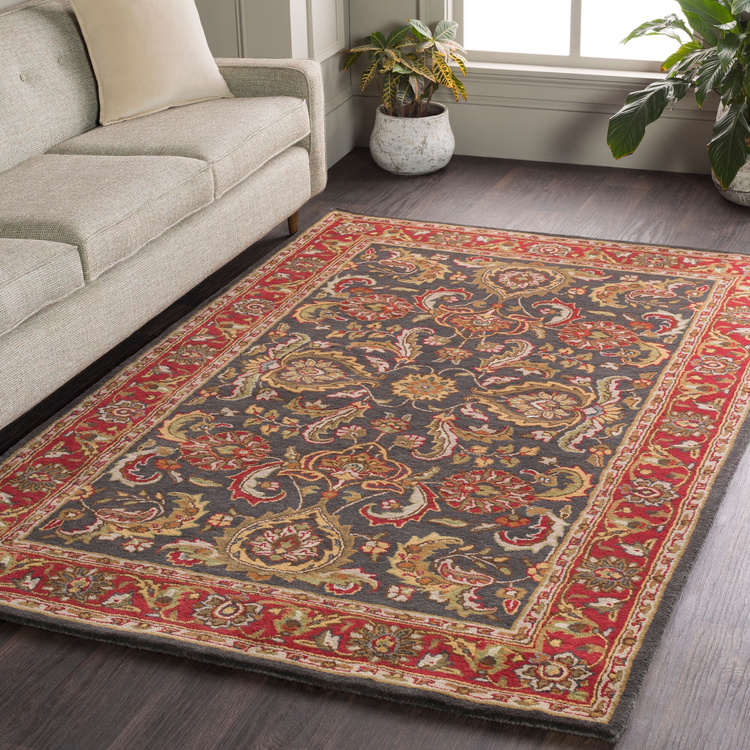 Livabliss Traditional Middleton Border Area Rug