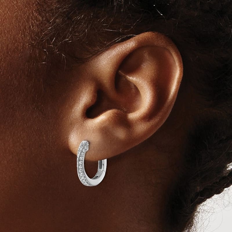 Curata 14k Yellow or White Gold 0.625 cttw Lab Grown Diamond VS DEF Twisted Hinged Huggies Earrings