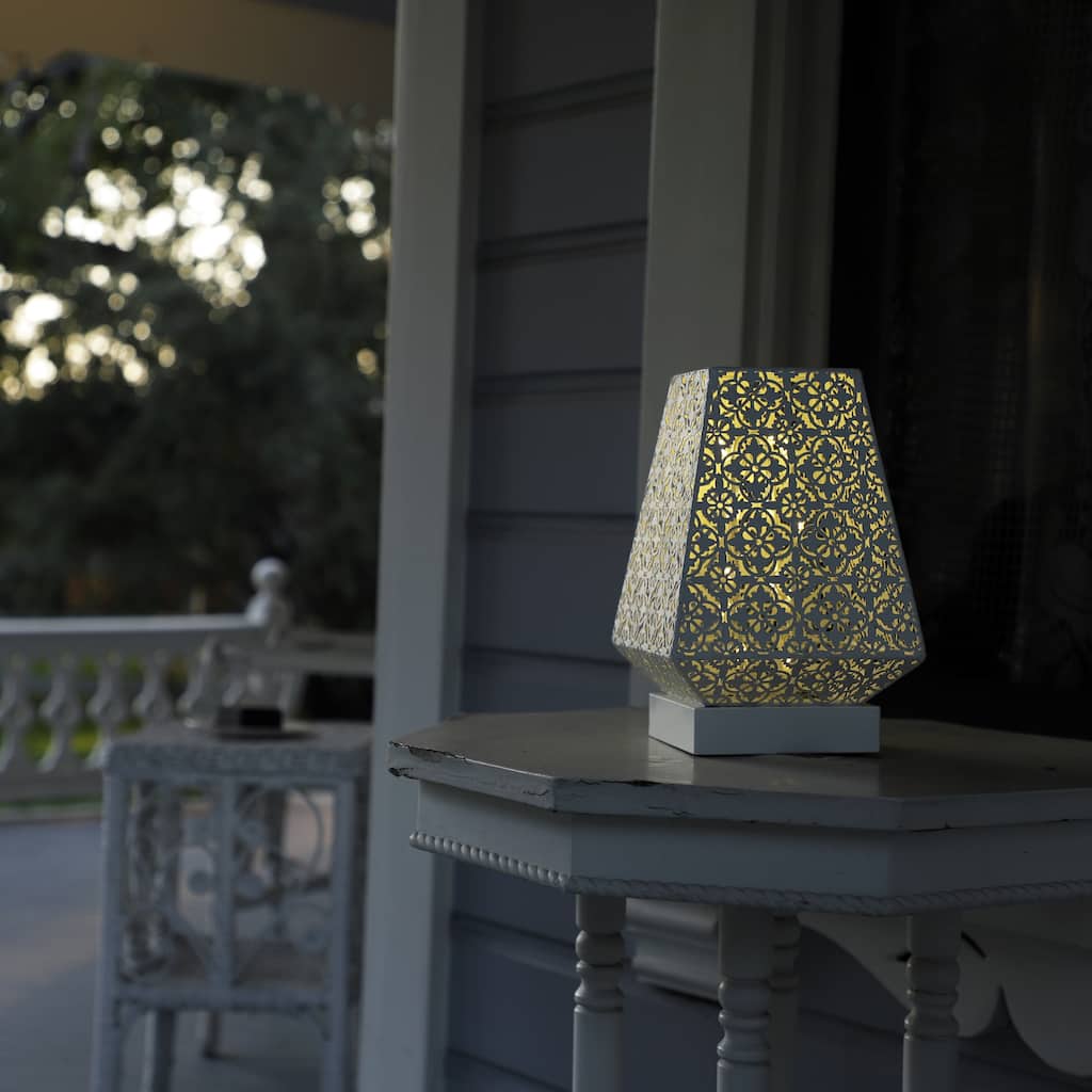 Alpine Corporation Decorative LED Lanterns, Indoor/Outdoor with Flickering Candle and Filament Lights for Garden & Home Décor