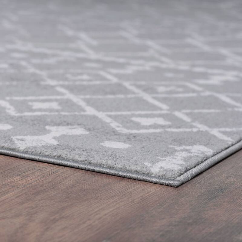 Jade Farmhouse Geometric Indoor Area Rug