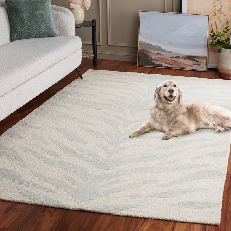 SAFAVIEH Handmade Ebony Dasena Modern Wool Rug - 6' Round - Green/Ivory
