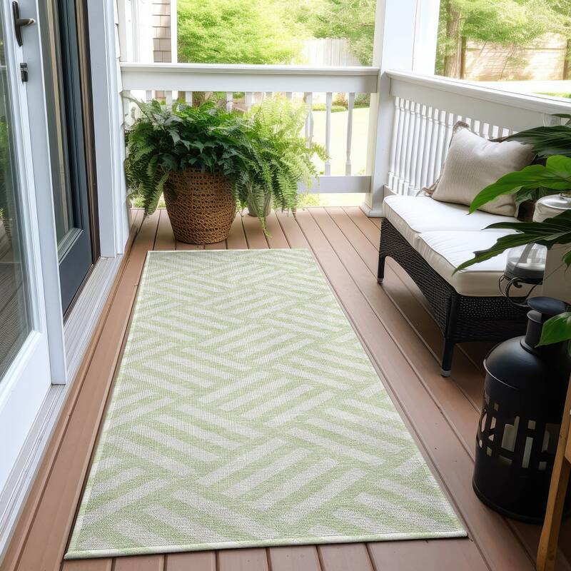 Machine Washable Indoor/ Outdoor Chantille Contemporary Geo Rug