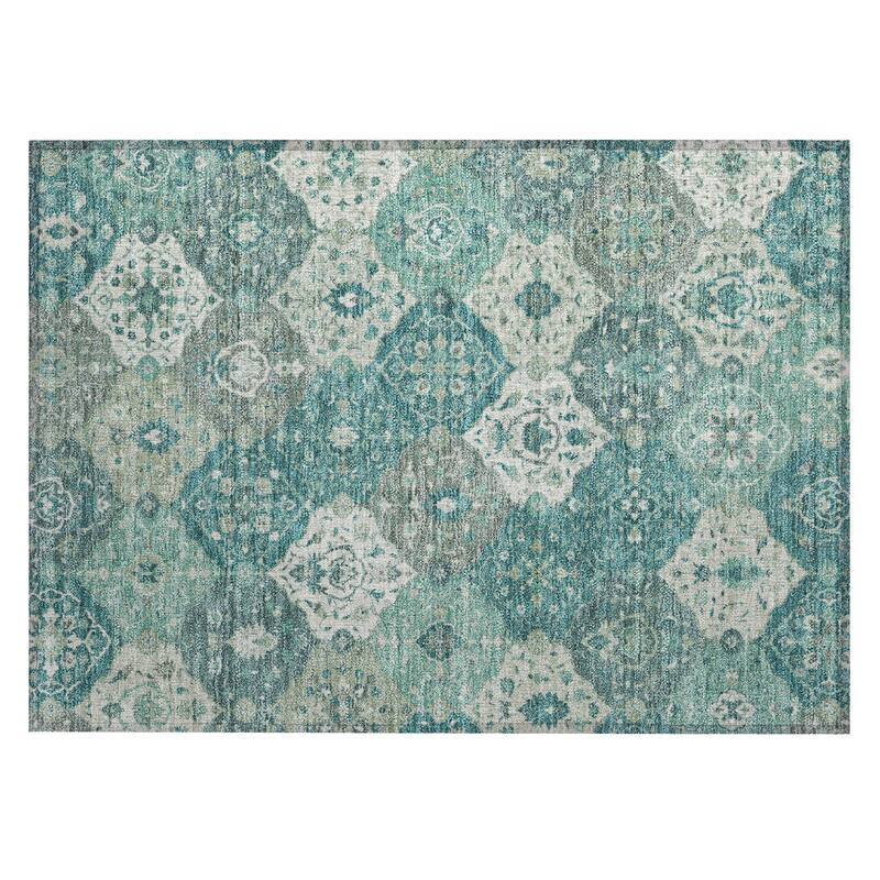 Machine Washable Indoor/ Outdoor Traditional Panel Chantille Rug