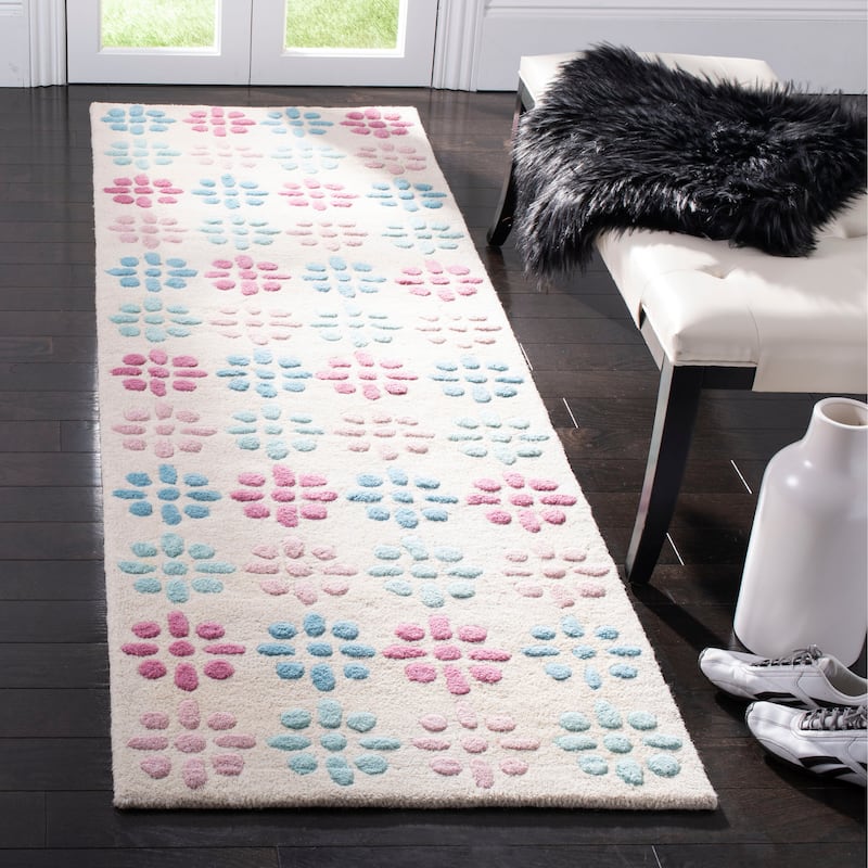 SAFAVIEH Handmade Soho Lerke Floral N.Z. Wool Rug - 2'6" x 12' Runner - Ivory/Multi