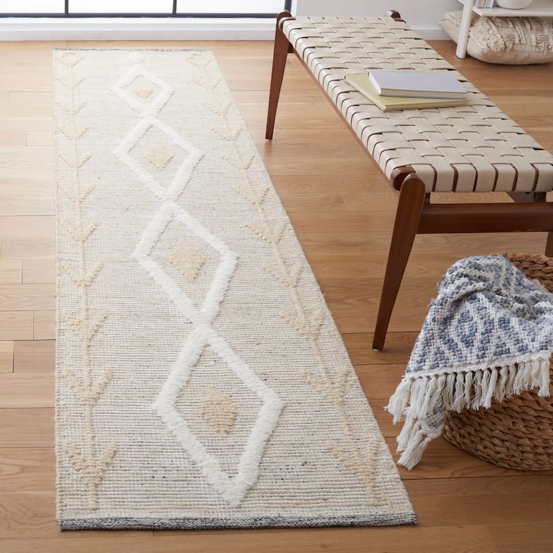 SAFAVIEH Handmade Vermont Sebrina Boho Wool Rug - 2'3" x 9' Runner - Gold/Ivory