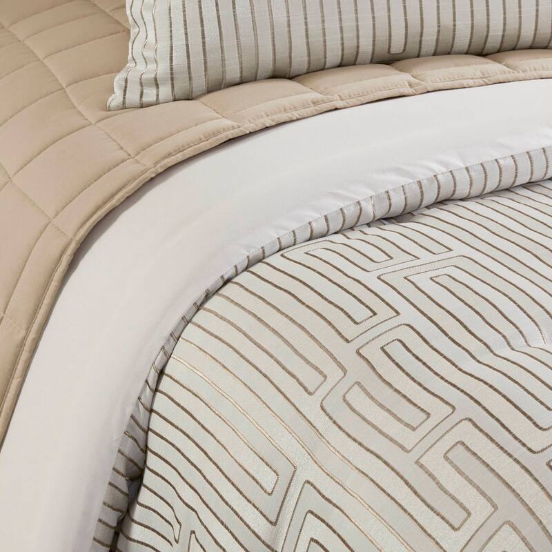 Madison Park Royce 10 Piece Luxury Jacquard Comforter Set