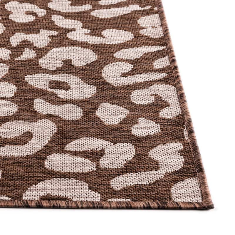 Outdoor Gallery Collection Area Rug