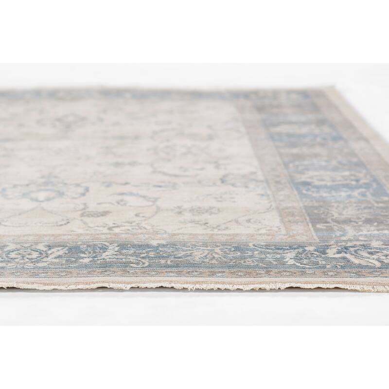 Momeni Izmir Classic Area Rug