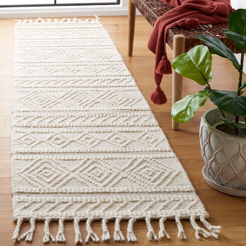 SAFAVIEH Handmade Natura Mette Wool Braided Tassel Rug - 2'3" x 9' Runner - Ivory/Beige