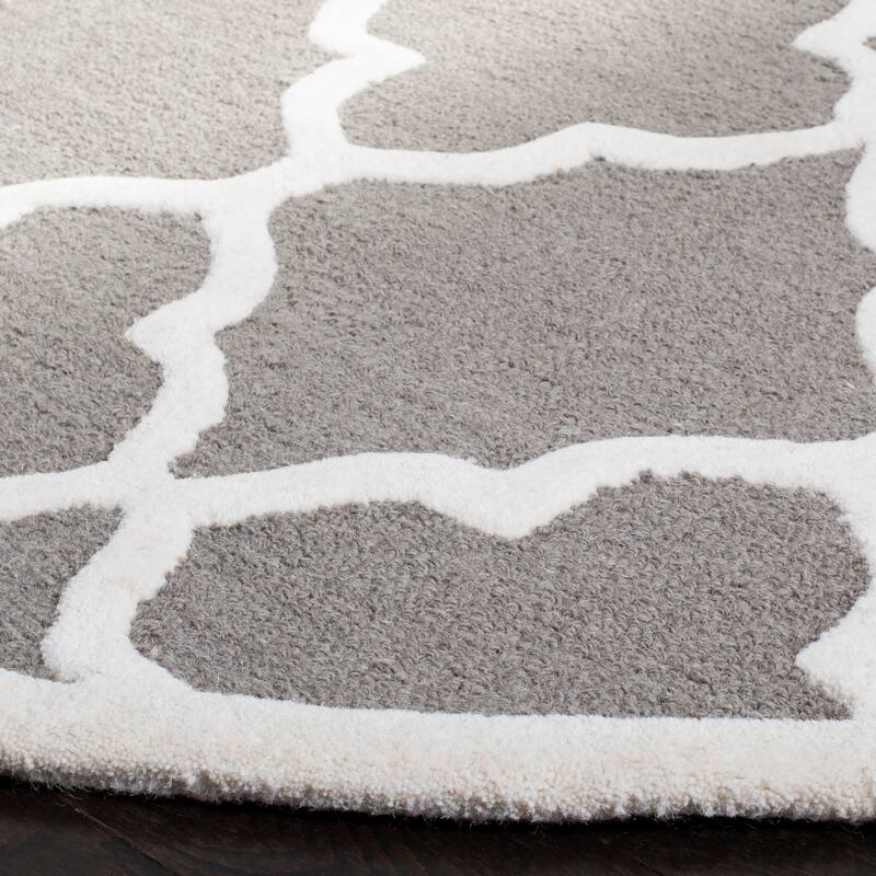 SAFAVIEH Handmade Cambridge Justina Modern Moroccan Wool Rug