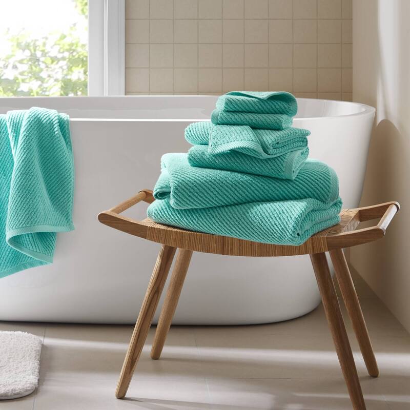 Madison Park Diagonal Ribbed Cotton Quick Dry Towel Set - 2 Washcloths:13"W x 13"L /2 Bath Towels:30"W x 56"L/2 Hand Towels:18"W x 28"L - Turquoise
