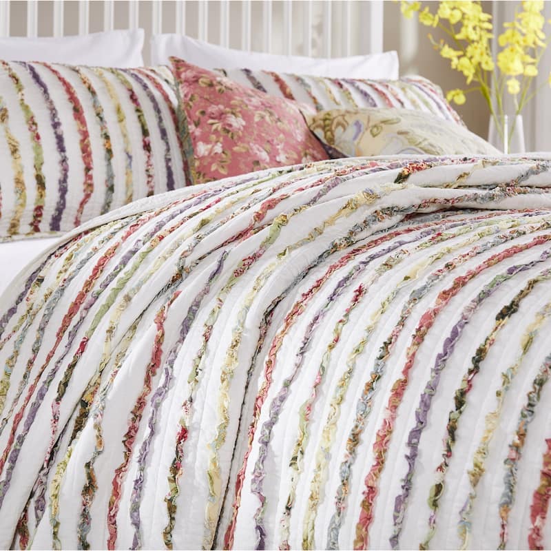Greenland Home Fashions Bella Ruffled 100% Cotton Quilt and Pillow Sham Set