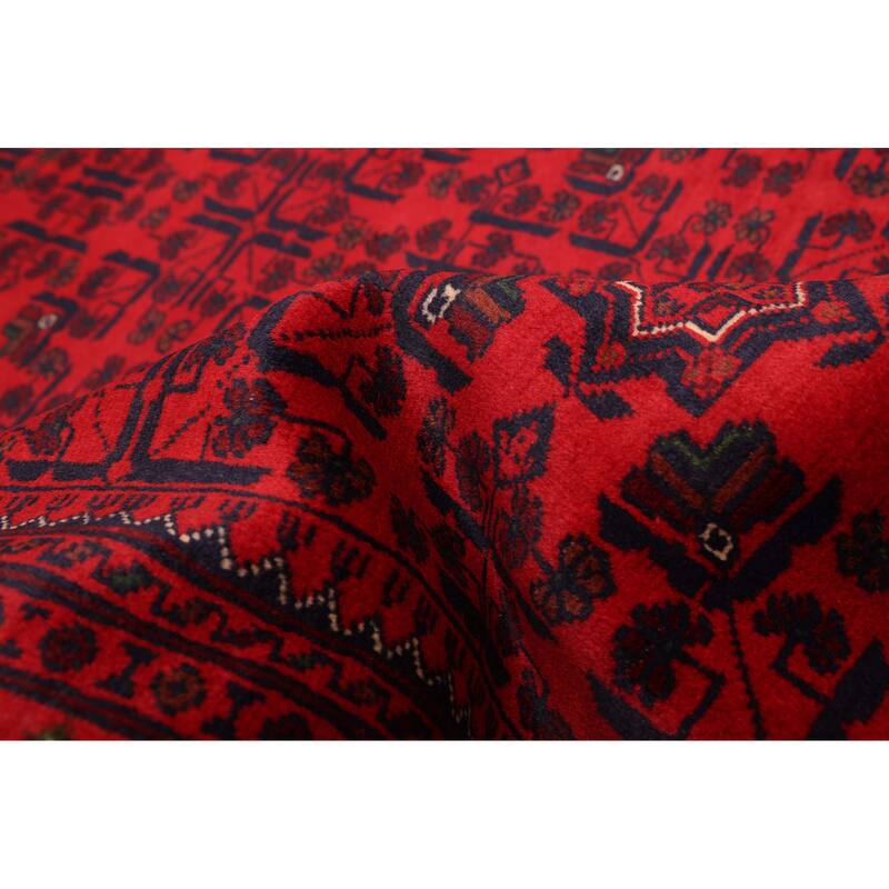 ECARPETGALLERY Hand-knotted Finest Khal Mohammadi Red Wool Rug - 4'2 x 5'10