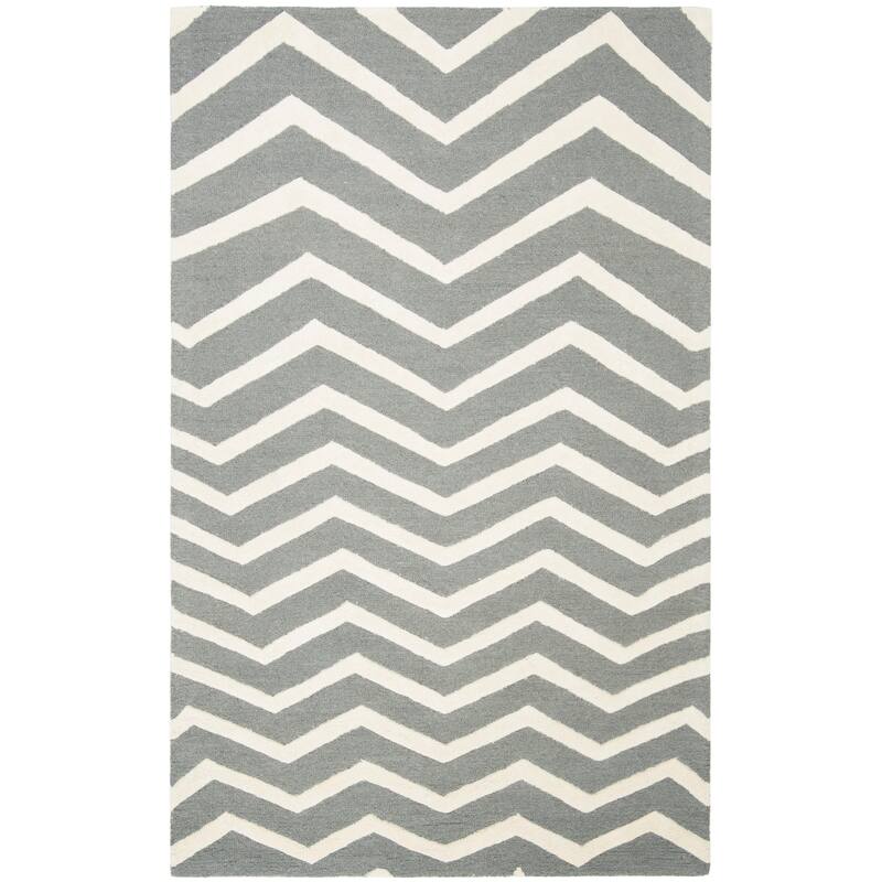 SAFAVIEH Handmade Cambridge Terttu Chevron Wool Rug