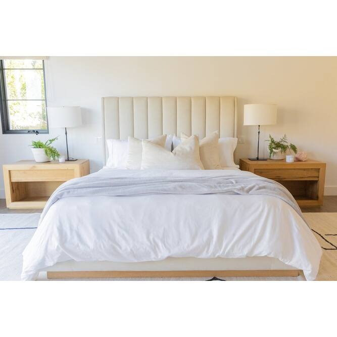 Jennifer Adams Cloud Blanket - Queen/Full - Whisper Gray