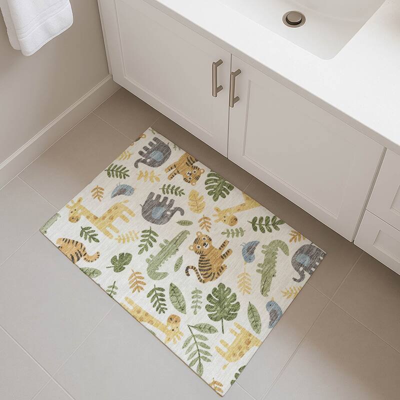 Machine Washable Indoor/ Outdoor Whimsy Safari Animals Chantille Rug