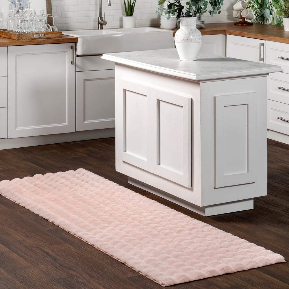 Nuloom Jeni Solid Plush Machine Washable Area Rug