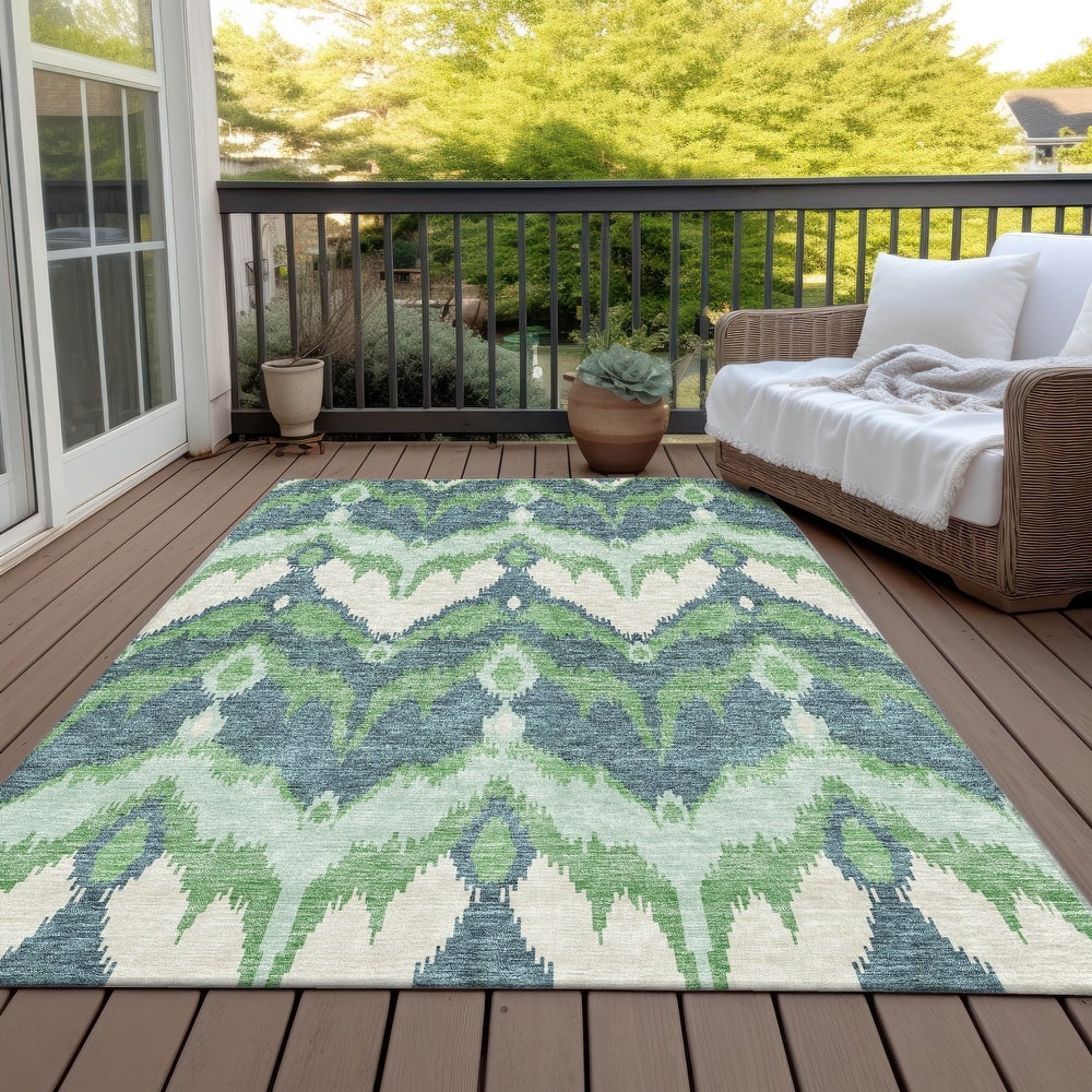 Machine Washable Indoor/ Outdoor Chantille Boho Ikat Rug