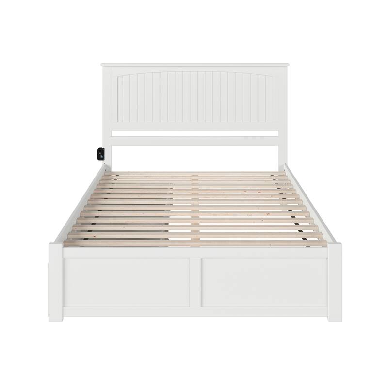 Nantucket King Platform Bed with Footboard and 2 Bed Drawers in White