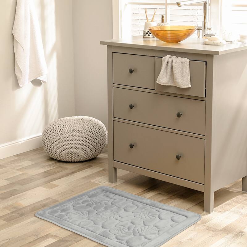 Shell Pattern Bathroom Mat Soft Memory Foam Absorbent Non-Slip Bath Rugs