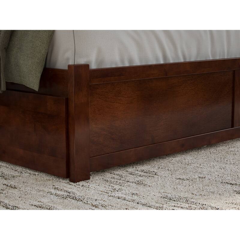 Nantucket Bed with Footboard and Twin Extra Long Trundle