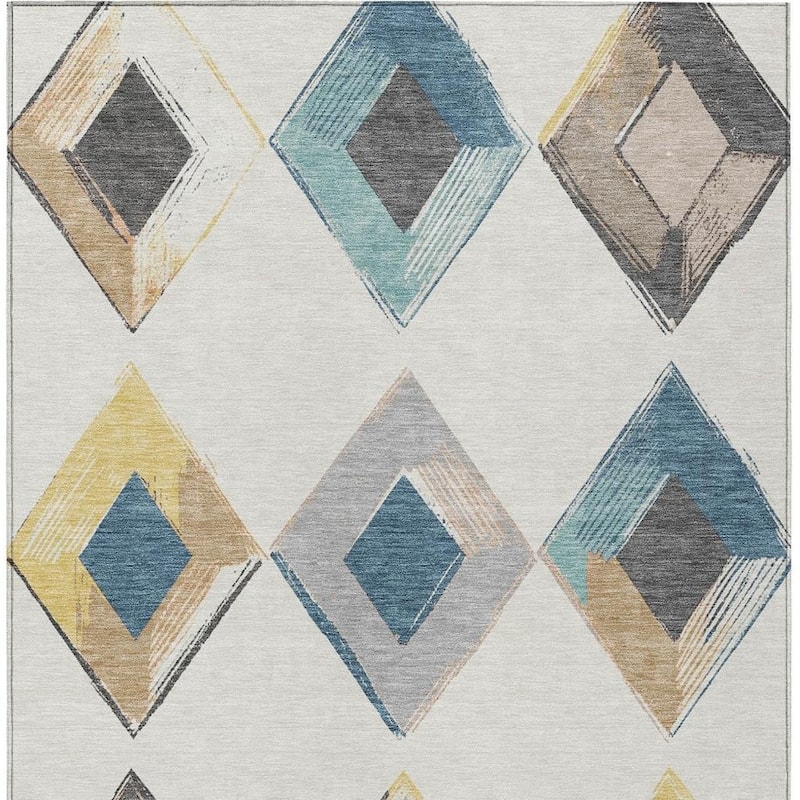 HomeRoots Geometric Transitional Rectangle Outdoor Rug