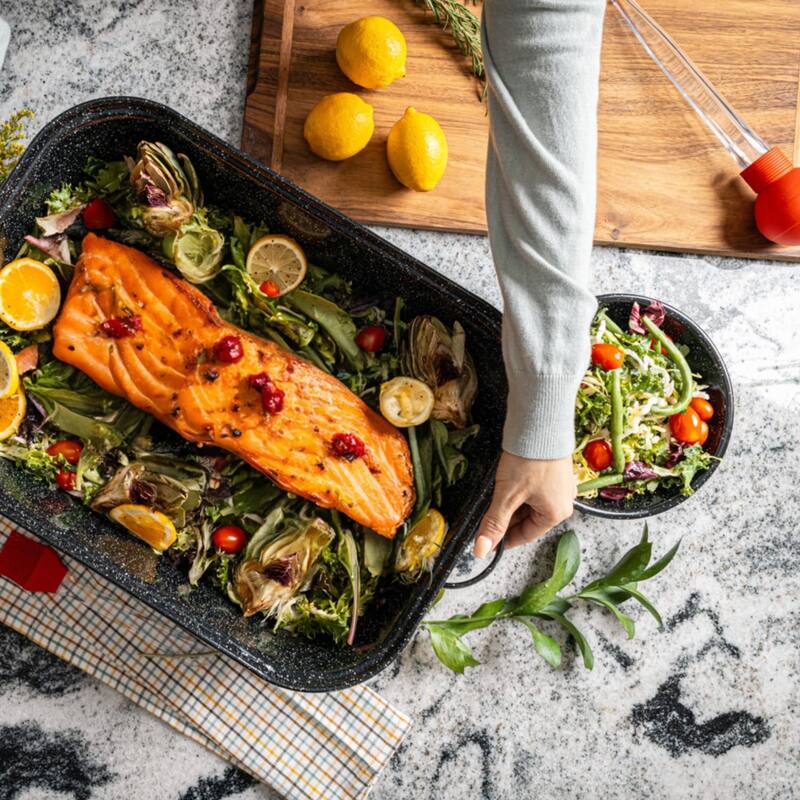 Granite Ware Covered Rectangle Roaster - 21-Inch