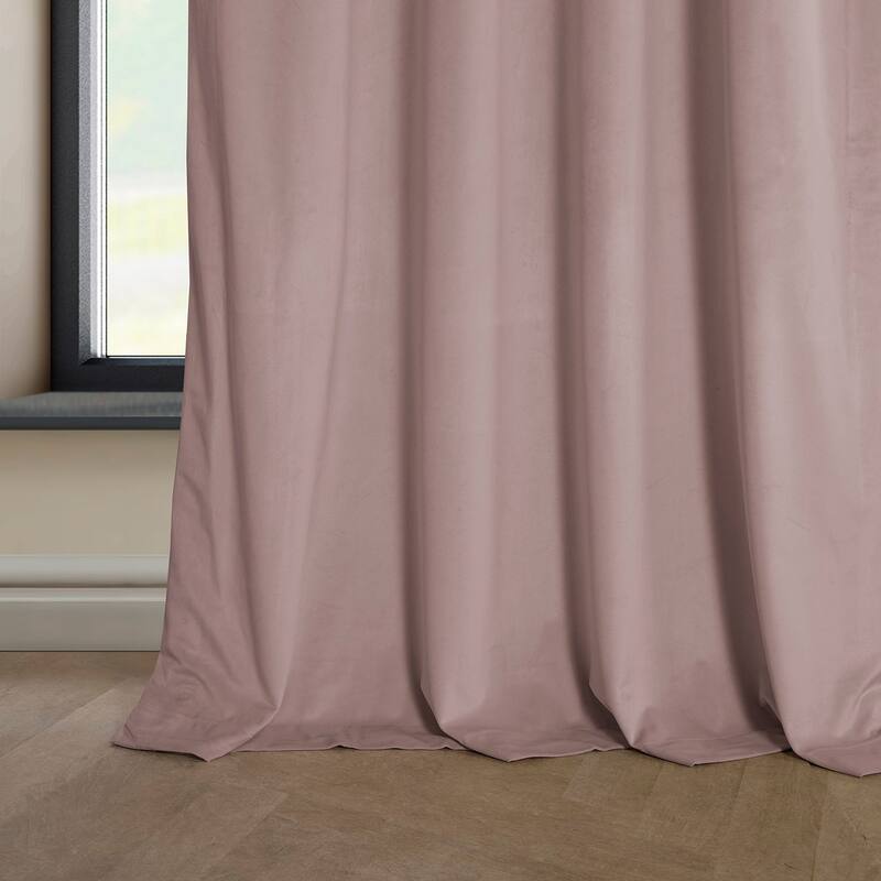 Exclusive Fabrics Heritage Plush Velvet Curtain (1 Panel)