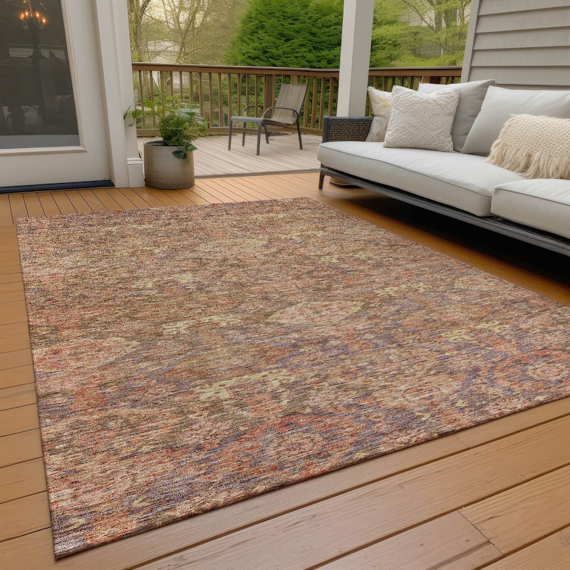 Machine Washable Indoor/ Outdoor Traditional Damask Chantille Rug