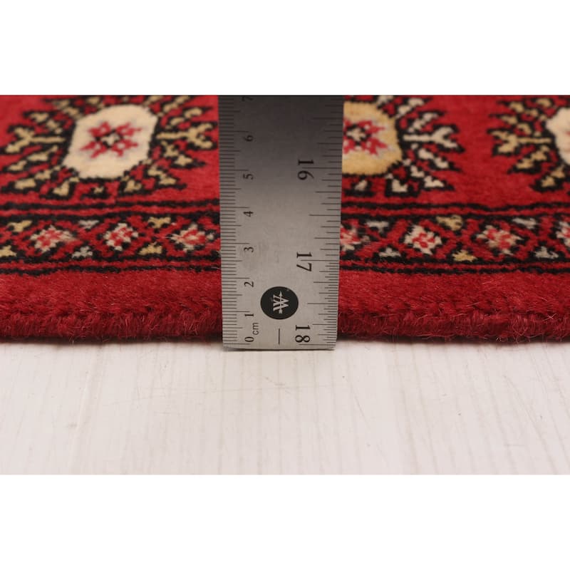 ECARPETGALLERY Hand-knotted Peshawar Bokhara Red Wool Rug - 2'6 x 6'7