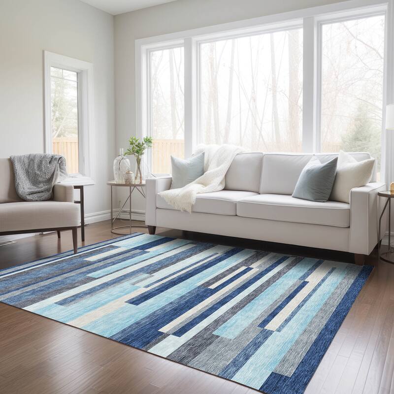 Machine Washable Indoor/ Outdoor Modern Stripes Chantille Rug