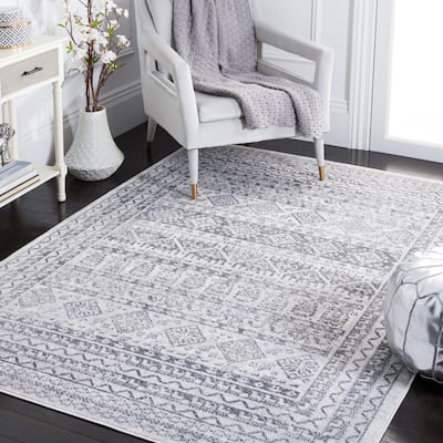 SAFAVIEH Toscana Nansy Tribal Rug