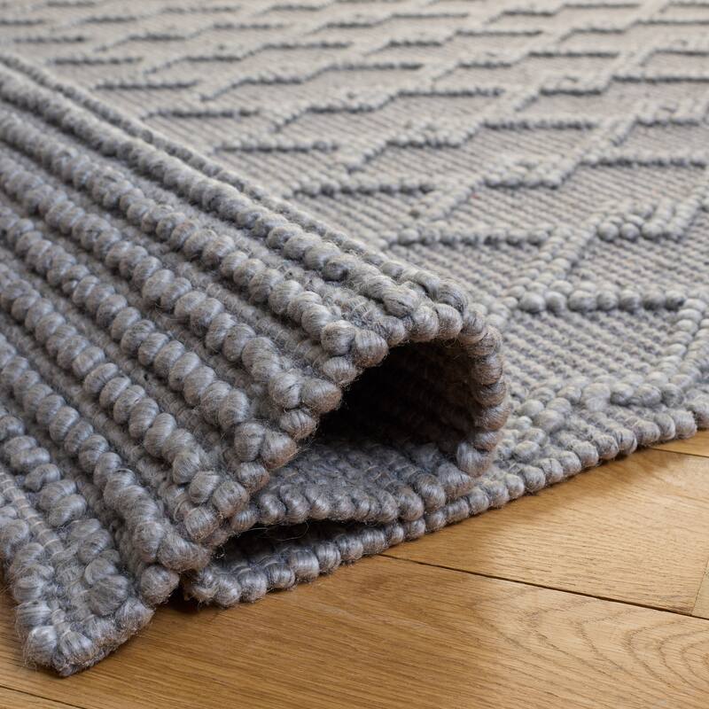 SAFAVIEH Handmade Natura Maddy Raised Textured Wool Blend Rug