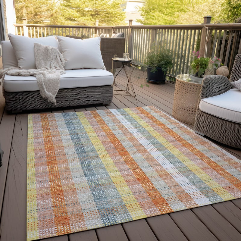 Machine Washable Indoor/ Outdoor Modern Plaid Chantille Rug