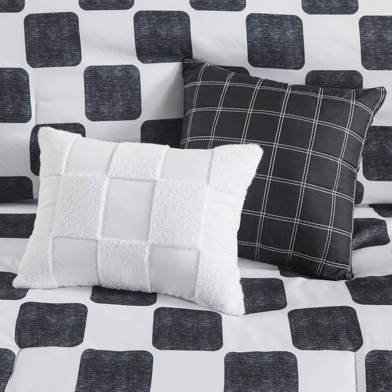 Intelligent Design Lana Checkered Comforter Set
