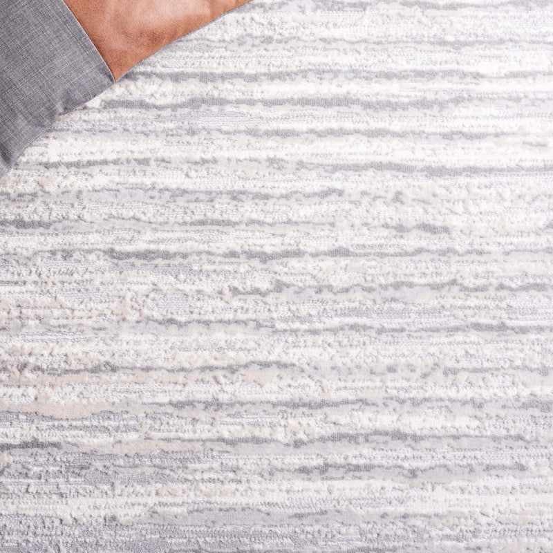 SAFAVIEH Lagoon Vesselina Fenne Abstract Rug