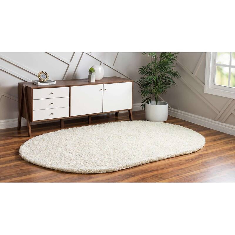 Shag Laurian Collection Area Rug