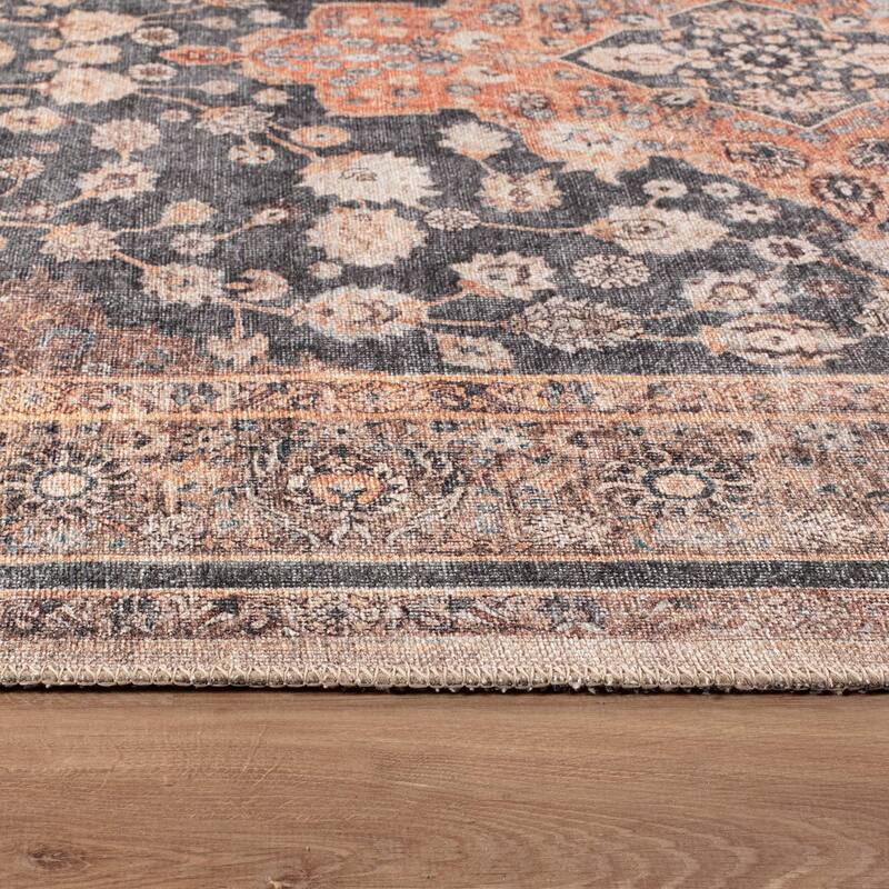 Black Traditional Flat Pile Rug - Washable and Pet Friendly, Non-Slip Surface