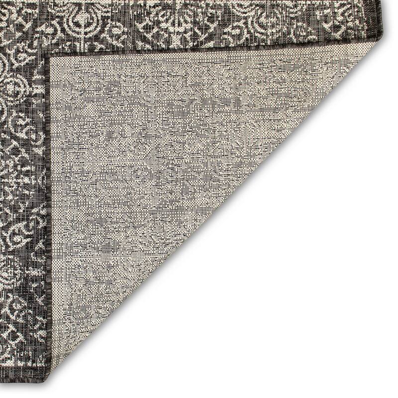 Liora Manne Carmel Antique Tile Indoor/Outdoor Rug