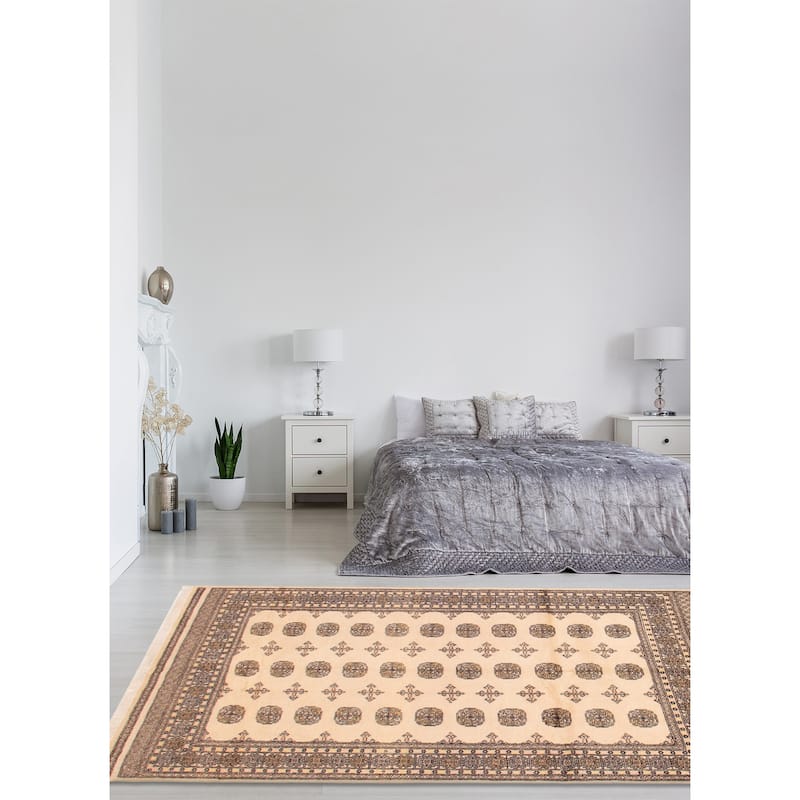 ECARPETGALLERY Hand-knotted Peshawar Bokhara Ivory Wool Rug - 5'5 x 8'4