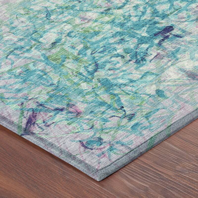 Machine Washable Indoor/ Outdoor Abstract Scribble Chantille Rug