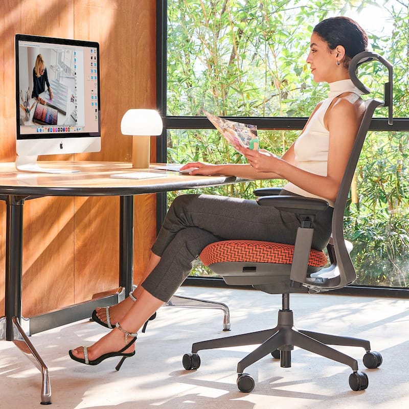 COLAMY Ergonomic Office Chair, Mesh High Back, 4D Arms, Lumbar Support, Coral