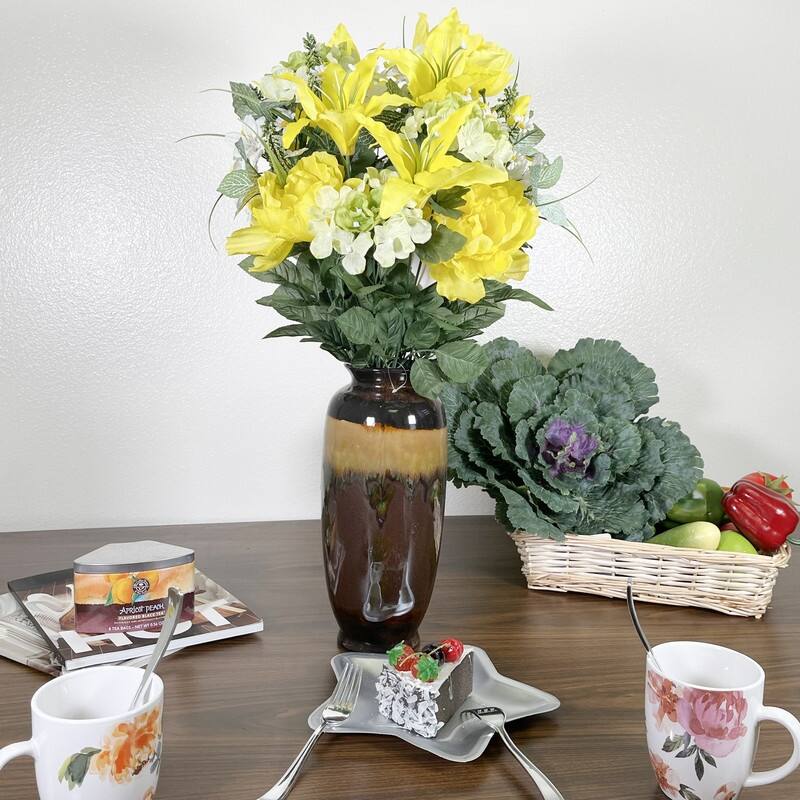 24-stem Faux Tiger Lily and Peony Mixed Bouquet